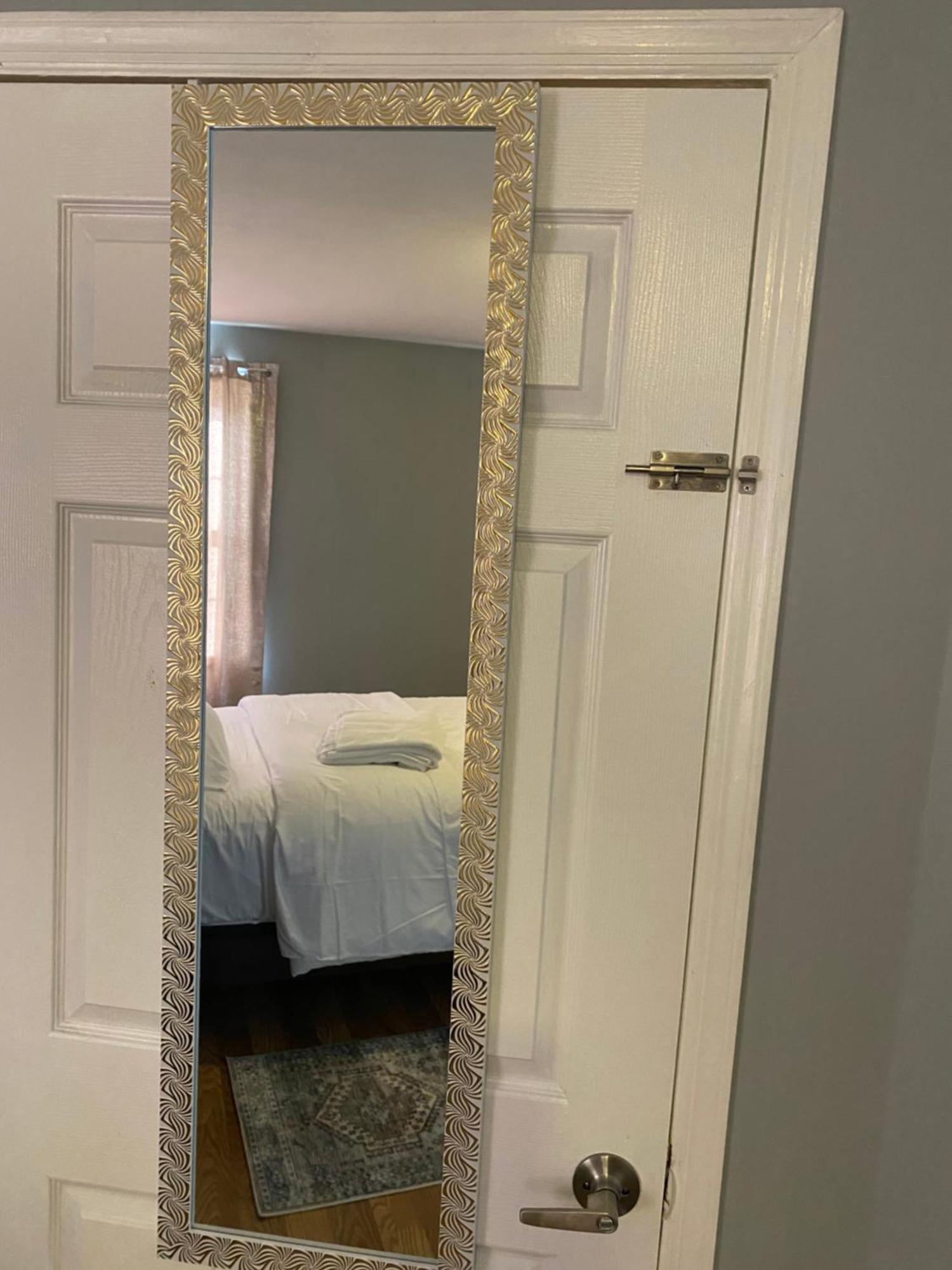 Haus Serenity New York Luaran gambar