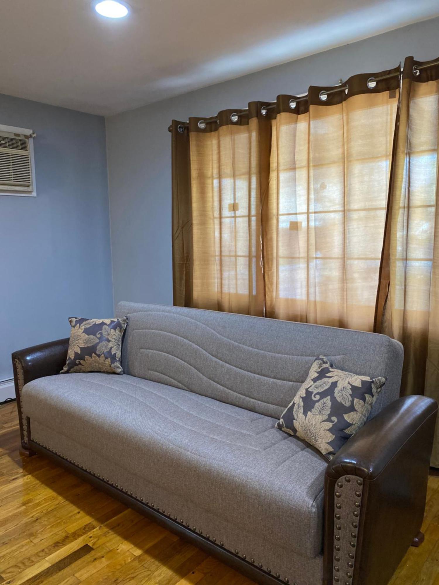 Haus Serenity New York Luaran gambar