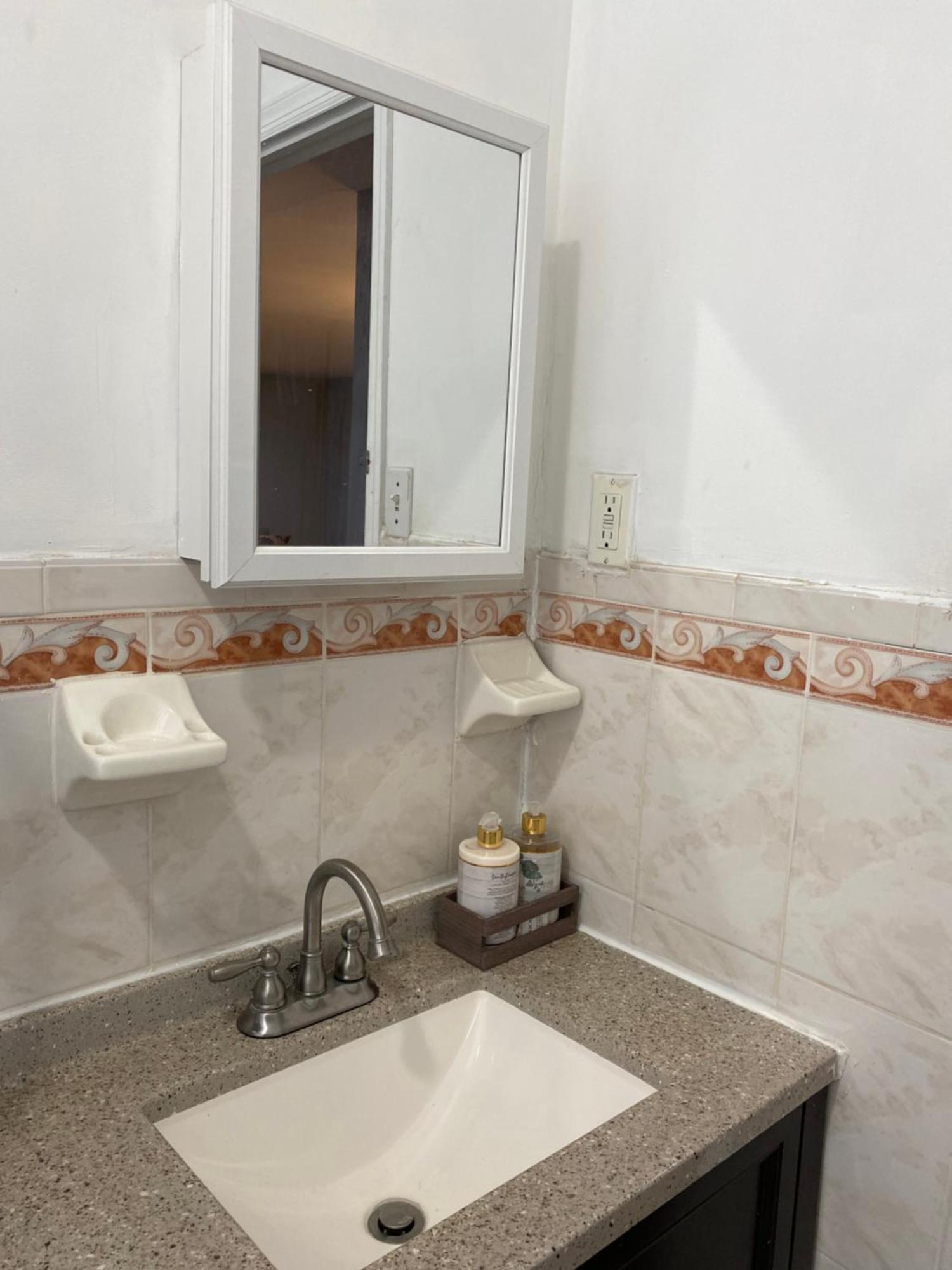 Haus Serenity New York Luaran gambar
